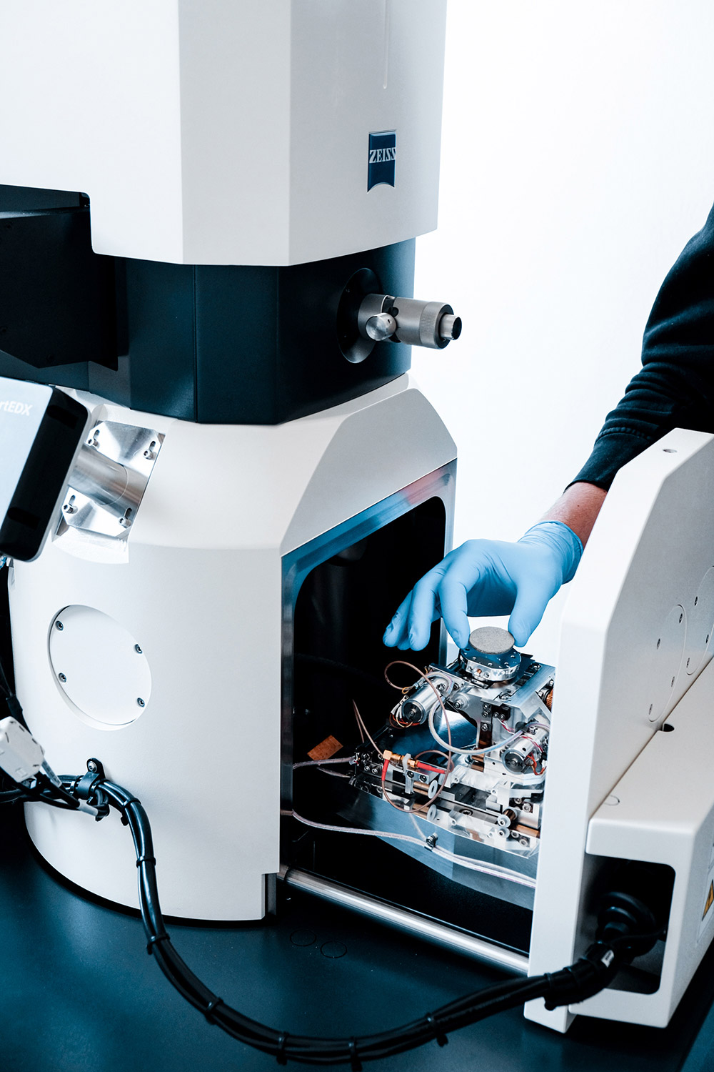 Enapter_SEM_Photo_3