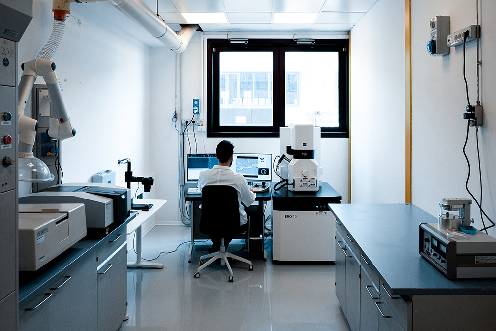 Enapter_SEM_Photo_7